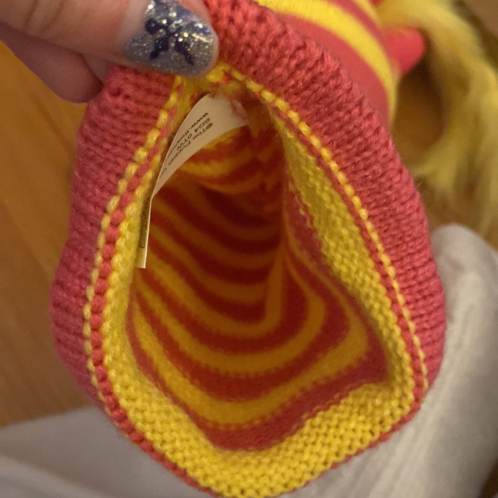 Wacky sock puppet - Picture 2 of 3